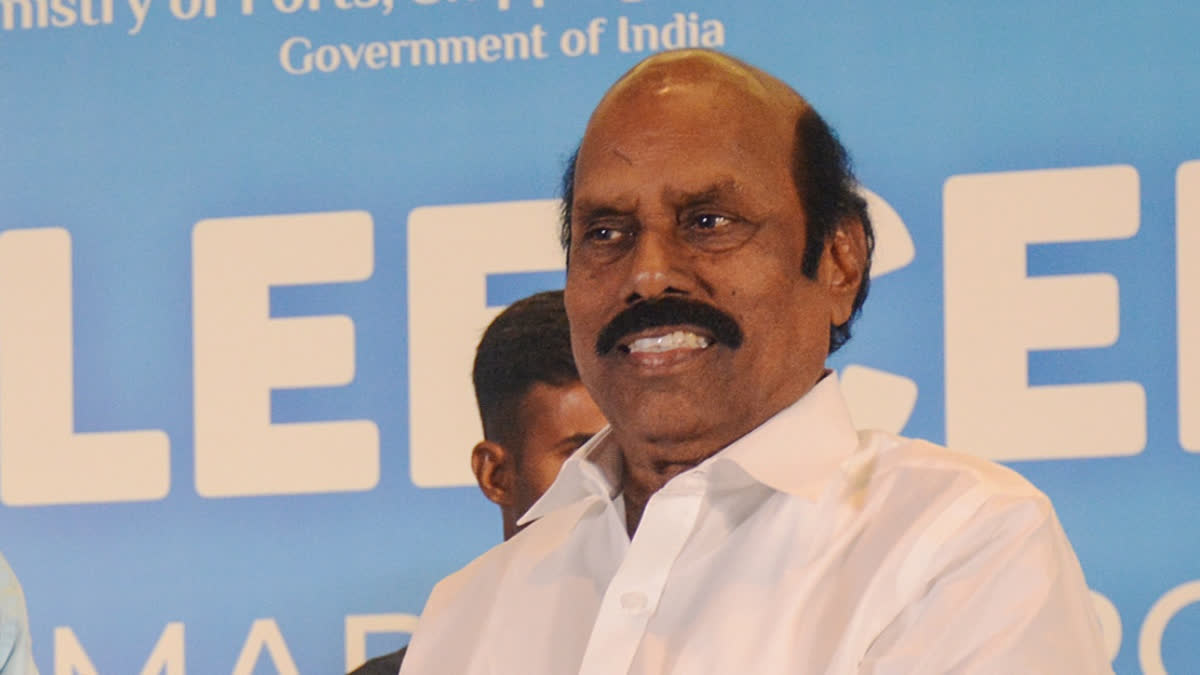 ரூ.3.23 கோடி மோசடி புகார்: முன்னாள் அமைச்சர் எ.வ.வேலுவுக்கு லஞ்ச ஒழிப்பு போலீஸார் சம்மன்!